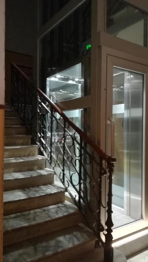 Il Faro Dei Poeti Apartment Леричи Екстериор снимка